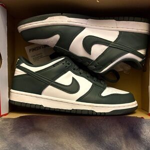Nike Dunk Low in Vintage Green and White